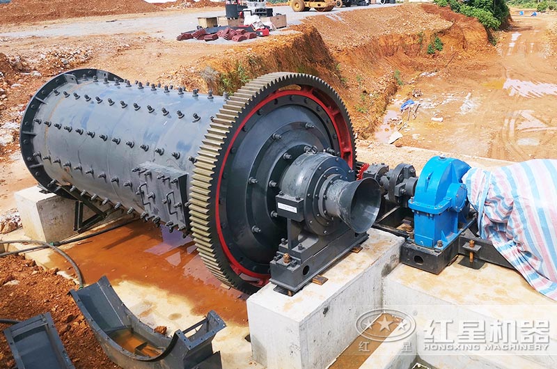 球磨機(jī)工作現(xiàn)場(chǎng)圖片 球磨機(jī)工作現(xiàn)場(chǎng)圖片