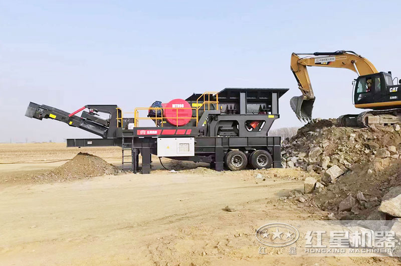 河北客戶移動破碎機工作現場