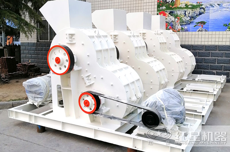 無篩底雙級粉碎機(jī)圖片 無篩底雙級粉碎機(jī)圖片