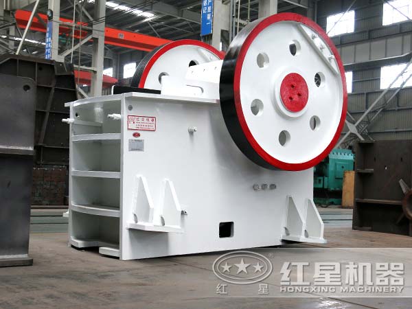 1215廢鋼鄂式破碎機多少錢一臺？預期產值可達多少噸？