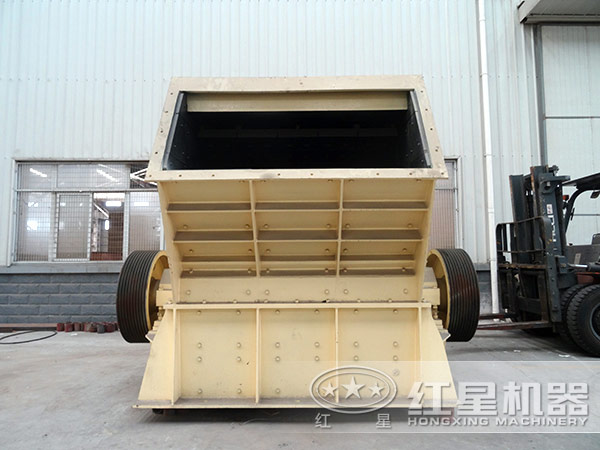 1315反擊式破碎機時產量可達多少噸？