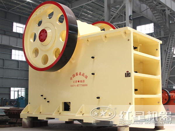 大型粉碎石頭機多少錢一臺？有沒有優(yōu)質廠商可推薦的