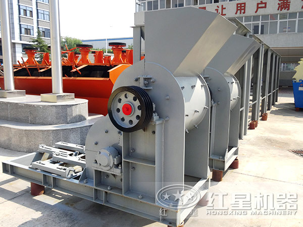 大塊煤怎么弄碎？無篩底雙級粉碎機來幫忙