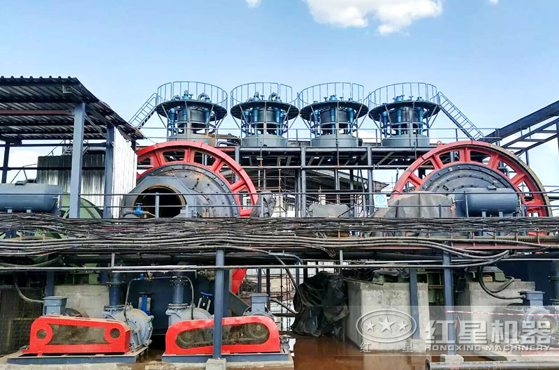 設備作業(yè)現場