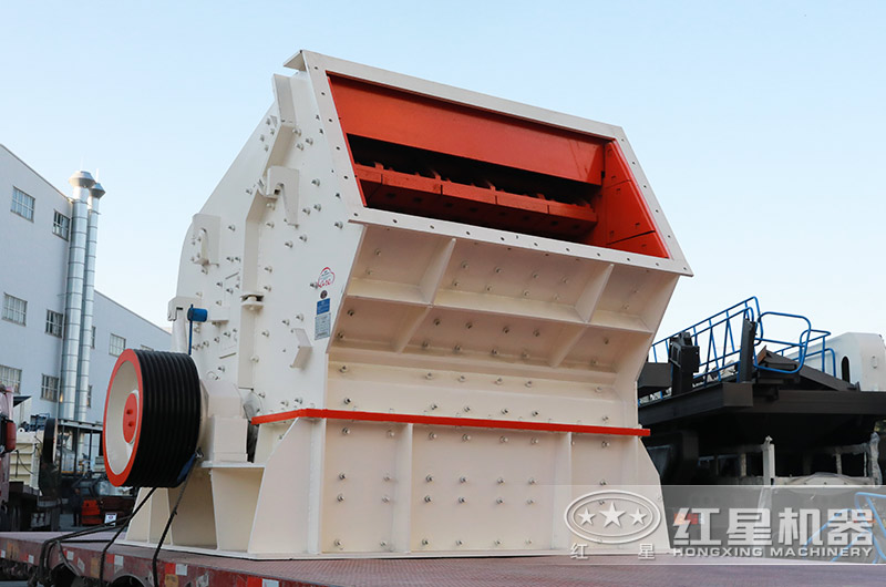 哪種型號的破碎機能處理50公分到20公分硬度不大的物料？